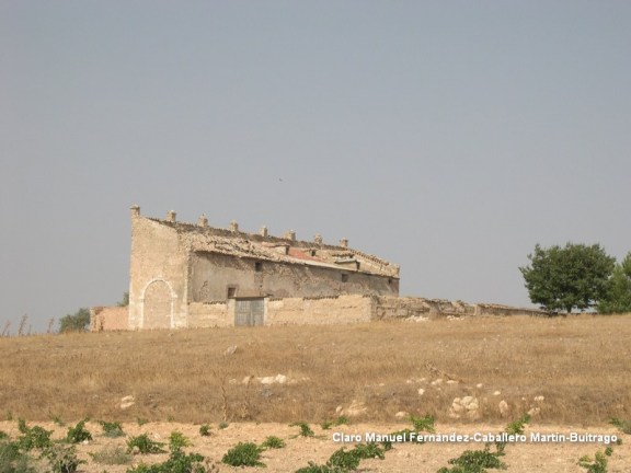 Iglesia-castillo de Villacentenos en 2004 Iglesia-castillo de Villacentenos en 2004
