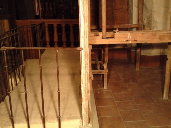 trabajos de recostrucción del  órgano parroquial de Herencia